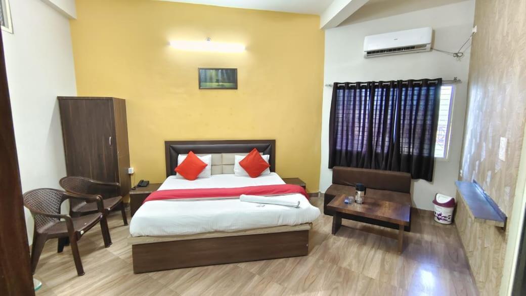 Hotel Shivanjali Palace Ujjain Zewnętrze zdjęcie