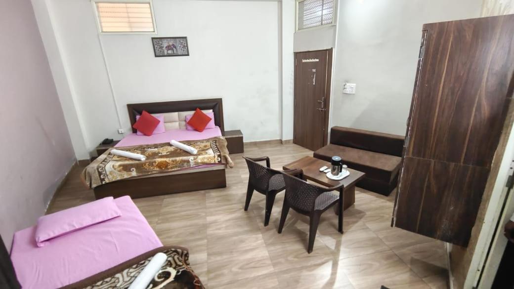 Hotel Shivanjali Palace Ujjain Zewnętrze zdjęcie