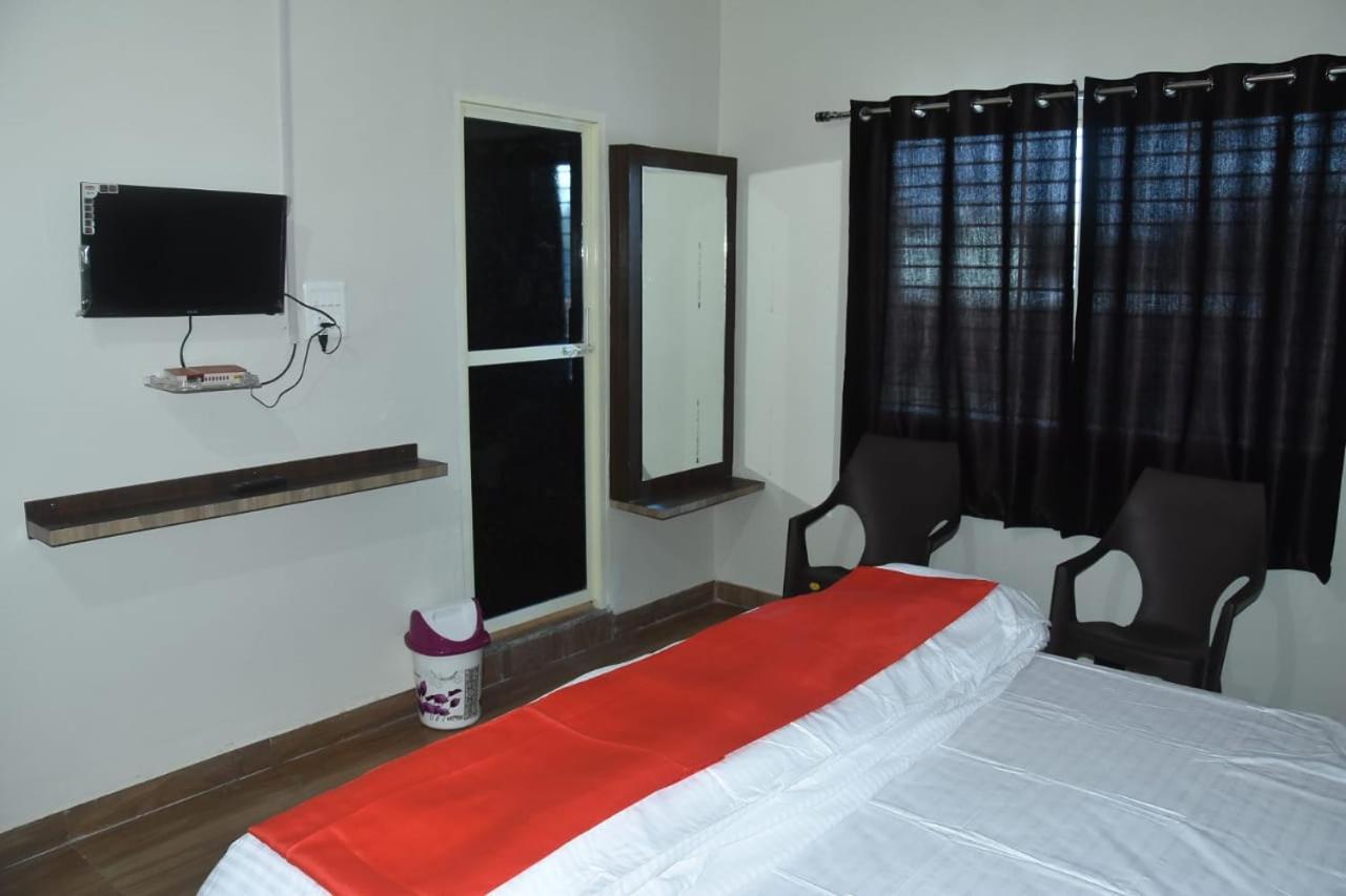 Hotel Shivanjali Palace Ujjain Zewnętrze zdjęcie
