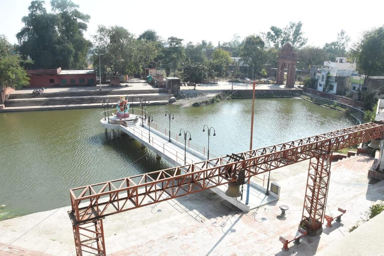 Hotel Shivanjali Palace Ujjain Zewnętrze zdjęcie